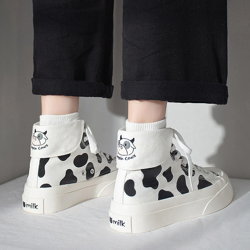 Fashionable Moccasins Cute High Top Milk Cows Canvas Shoes