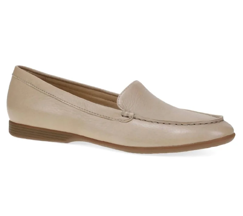 Comfortable Slippers Online Women's Lorri Loafer In Sand Tumbled