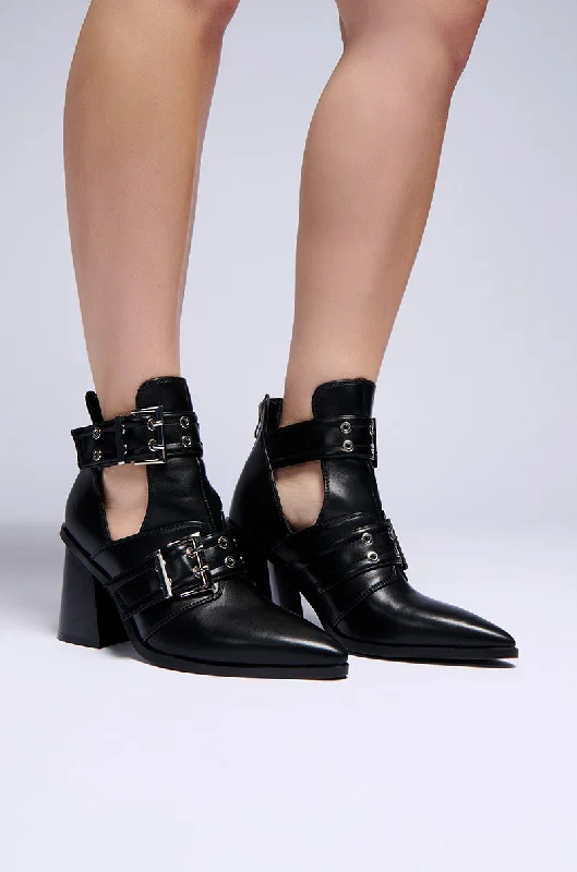 Slip-On Sneakers Collection AZALEA WANG DEEGAN BLACK BUCKLE BOOTIE