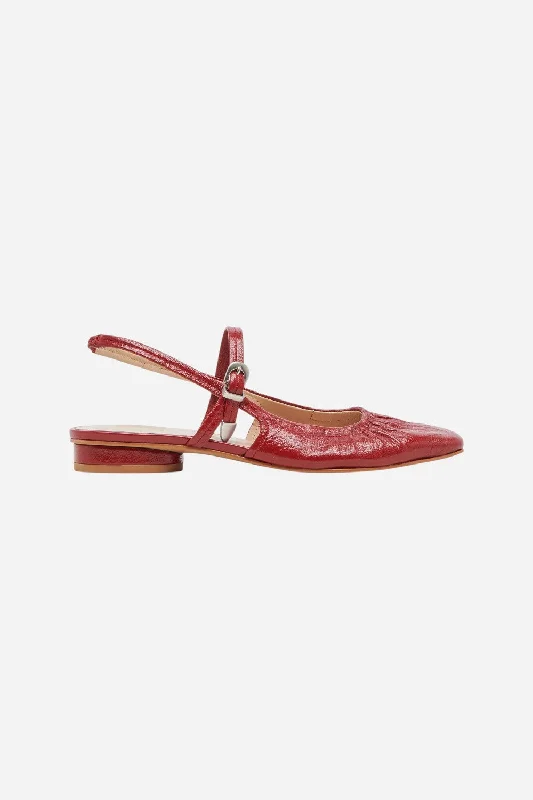 Durable Hiking Boots Dolce Vita Rianne Flats in Red Crinkle Patent