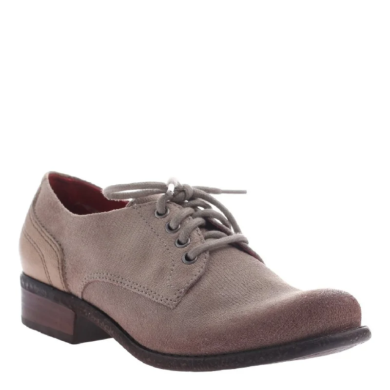 Stylish Winter Footwear OTBT Women's Passenger Oxford flat