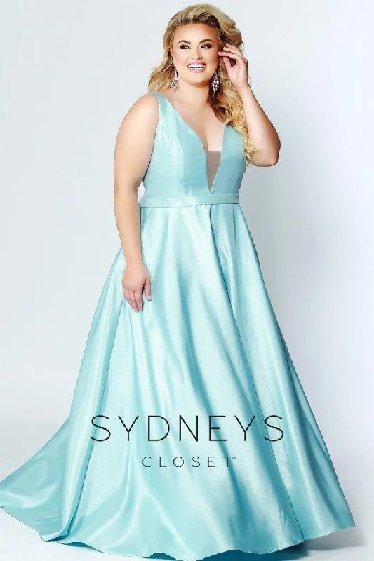 Vintage Gown Sydneys Closest Long Plunging V-Neck Plus Size Formal Prom Dress