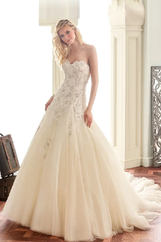 Delicate Lace Dress A-Line Appliqued Sleeveless Sweetheart Long Tulle&Lace Wedding Dress-MK_705787 Delicate Lace Dress A-Line Appliqued Sleeveless Sweetheart Long Tulle&Lace Wedding Dress-MK_705787