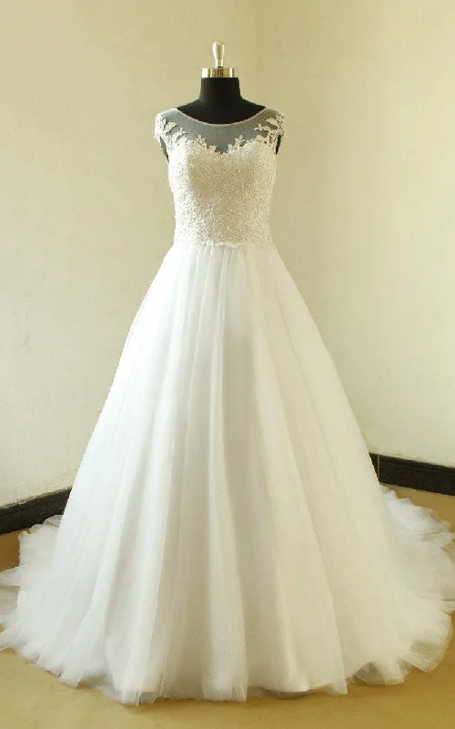 Dramatic Ball Gown Bateau Neck Cap Sleeve Long A-Line Tulle Wedding Dress With Elegant Beading-ET_711125 Dramatic Ball Gown Bateau Neck Cap Sleeve Long A-Line Tulle Wedding Dress With Elegant Beading-ET_711125