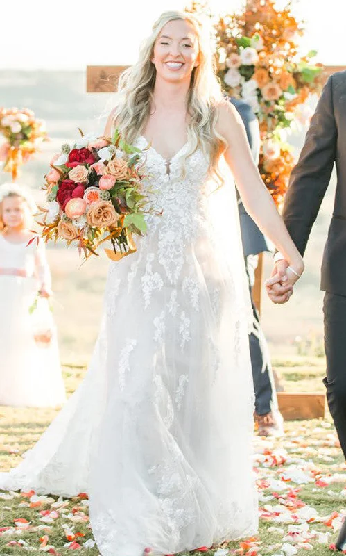Embellished Maxi Dress Modern Delicated A-Line Boho Lace Wedding Dress Mountain Forest Country Romantic Spaghetti Straps Plunging Backless Bridal Gown Embellished Maxi Dress Modern Delicated A-Line Boho Lace Wedding Dress Mountain Forest Country Romantic Spaghetti Straps Plunging Backless Bridal Gown