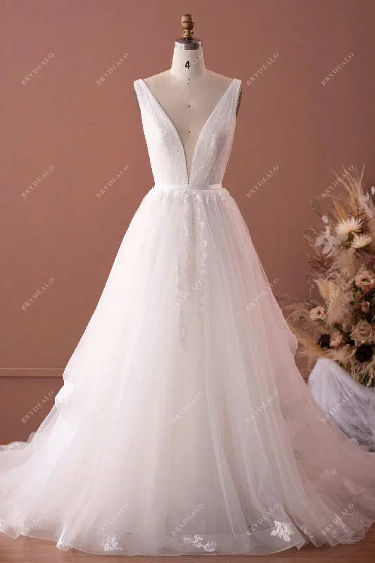 Silk Ball Gown Sexy Plunging Sleeveless Lace Elegant Long Train Bridal Dress