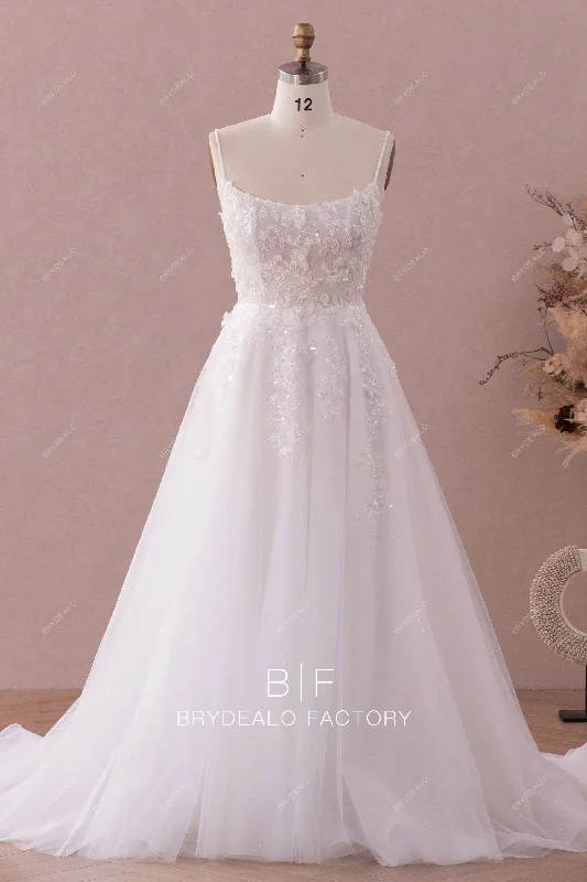Minimalist Gown Shimmery 3D Flower Lace Spaghetti Strap Scoop Neck Bridal Dress