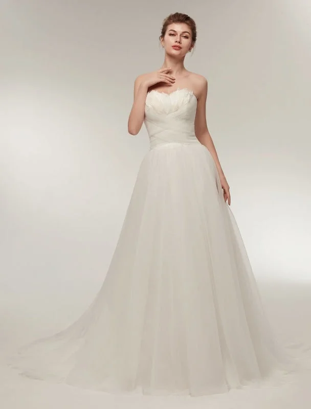 Beaded Dress Strapless Wedding Dresses Ivory Sweetheart Neckline Bridal Gown Feathers Tulle Wedding Gown With Train Beaded Dress Strapless Wedding Dresses Ivory Sweetheart Neckline Bridal Gown Feathers Tulle Wedding Gown With Train