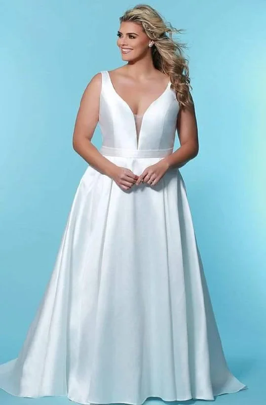Simple Formal Dress Sydneys Closet Plus Size Wedding Dress