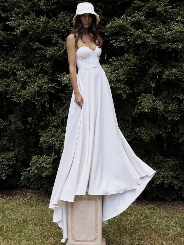 Trendy Evening Gown White Simple Wedding Dress Satin Fabric Strapless Sleeveless A-Line Natural Waist Bridal Dresses With Train Trendy Evening Gown White Simple Wedding Dress Satin Fabric Strapless Sleeveless A-Line Natural Waist Bridal Dresses With Train