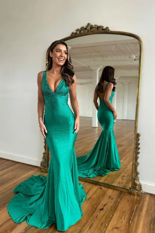 Pearl Embellished Gown Green V Neck Backless Beads Mermaid Long Prom Dress,DP1365